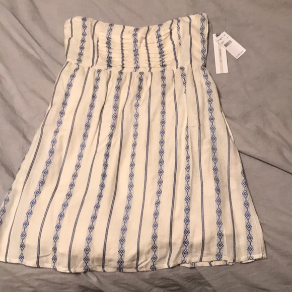 O'Neill Dresses & Skirts - O'Neill strapless dress L